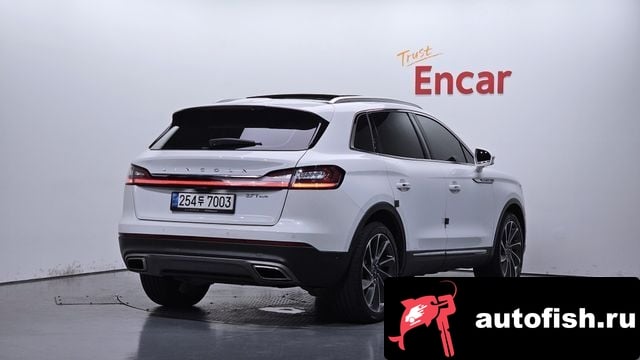 Lincoln Nautilus Nautilus First generation 2020 года - вид 2