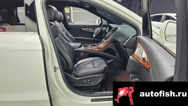 Lincoln Nautilus Nautilus First generation 2020 года - похожие автомобили