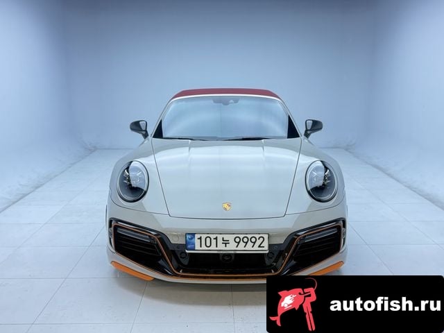 Porsche 911 911 (992) 2023 года - вид 1
