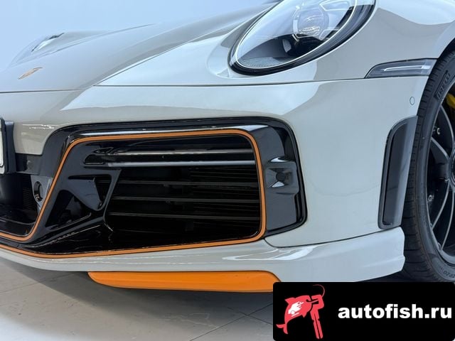 Porsche 911 911 (992) 2023 года - вид 4