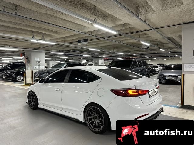 Hyundai AVANTE Avante AD 2018 года - вид 5