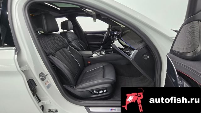 BMW 5-Series 5 Series (G30) 2023 года - вид 11