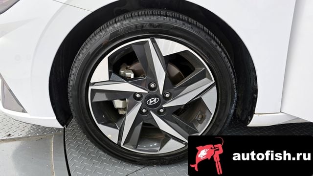 Hyundai AVANTE Avante (CN7) 2020 года - вид 5