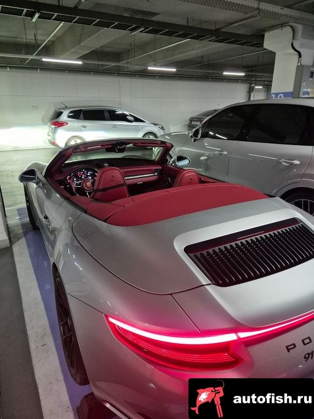 Porsche 911 911 2018 года - вид 3