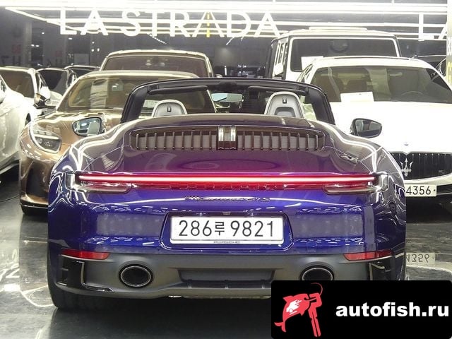 Porsche 911 911 (992) 2024 года - вид 3