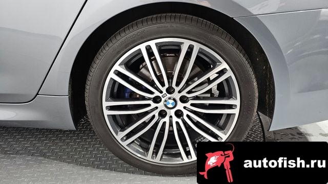 BMW 5-Series 5 Series (G30) 2020 года - вид 5