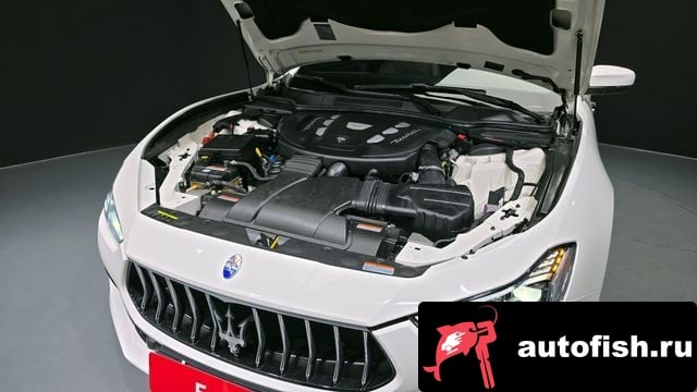 Maserati Ghibli Gibley 2020 года - вид 6