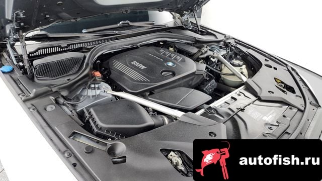 BMW 5-Series 5 Series (G30) 2018 года - вид 6