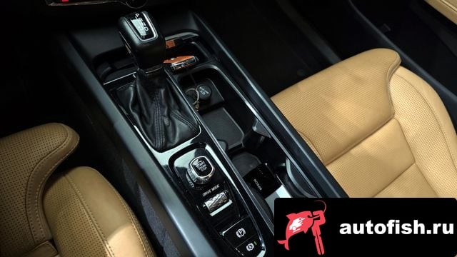 Volvo XC60 XC60 second Generation 2018 года - похожие автомобили