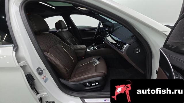 BMW 5-Series 5 Series (G30) 2023 года - вид 11