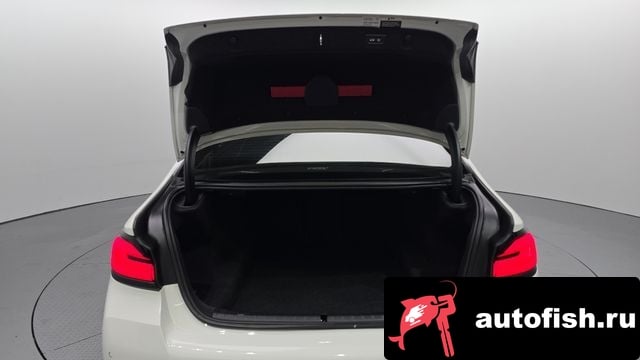 BMW 5-Series 5 Series (G30) 2023 года - вид 20