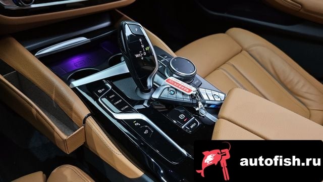 BMW 5-Series 5 Series (G30) 2023 года - вид 9