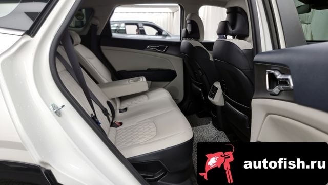 Kia Sportage Sportage 5th Generation Hybrid 2023 года - похожие автомобили