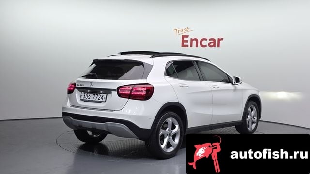 Mercedes-Benz GLA-Class GLA-Class X156 2017 года - вид 2