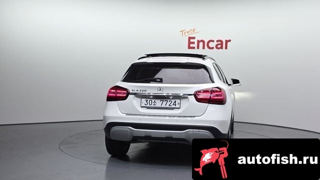 Mercedes-Benz GLA-Class GLA-Class X156 2017 года - вид 4