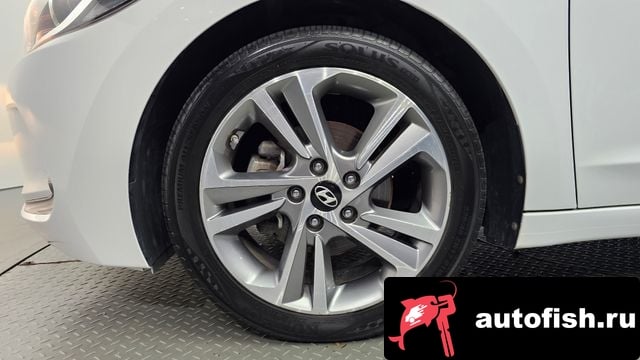 Hyundai AVANTE Avante AD 2017 года - вид 5