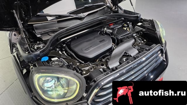 Mini Countryman Cooper D Country Man 2019 года - вид 6