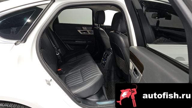 Jaguar XF XF (X260) 2018 года - похожие автомобили