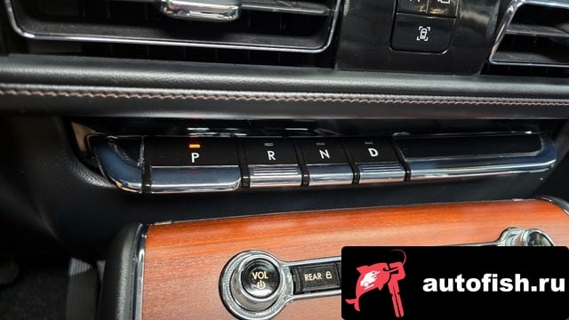 Lincoln Aviator Aviator 2nd generation 2020 года - похожие автомобили