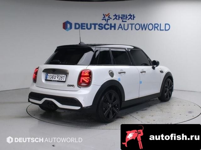 Mini Cooper Cooper S 2023 года - вид 2