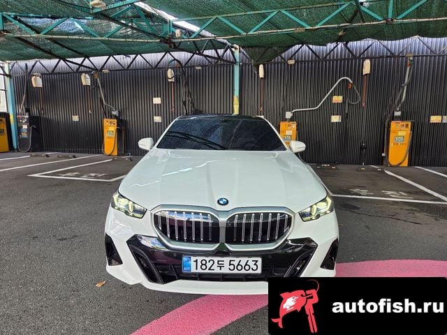 BMW 5-Series 5 Series (G60) 2024 года - вид 2