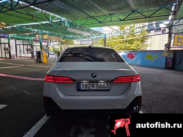BMW 5-Series 5 Series (G60) 2024 года - вид 4