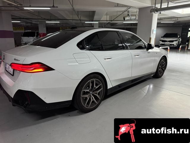 BMW 5-Series 5 Series (G60) 2024 года - вид 2