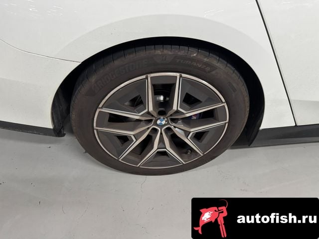 BMW 5-Series 5 Series (G60) 2024 года - похожие автомобили