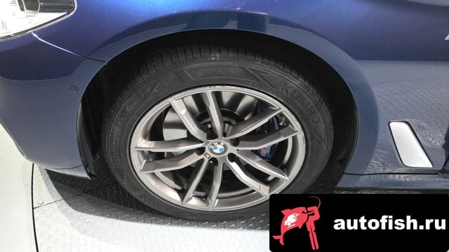 BMW 5-Series 5 Series (G30) 2018 года - вид 5
