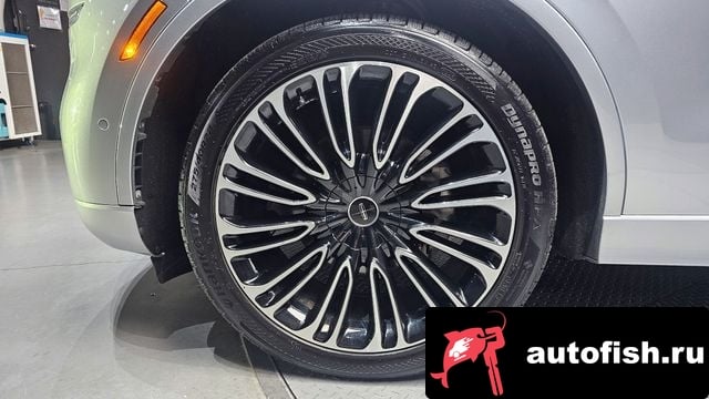 Lincoln Aviator Aviator 2nd generation 2020 года - вид 5