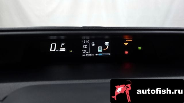 Toyota Prius Prius C 2018 года - вид 8