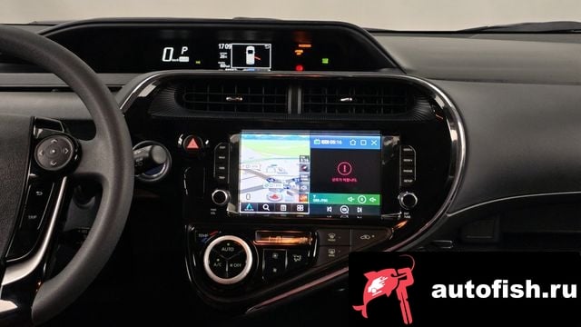 Toyota Prius Prius C 2018 года - вид 14