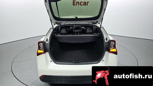 Toyota Prius Prius 4th Generation 2019 года - вид 20