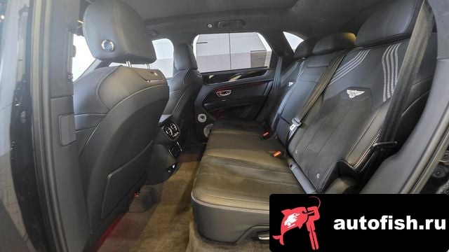 Bentley Bentayga Benteiga 2024 года - похожие автомобили