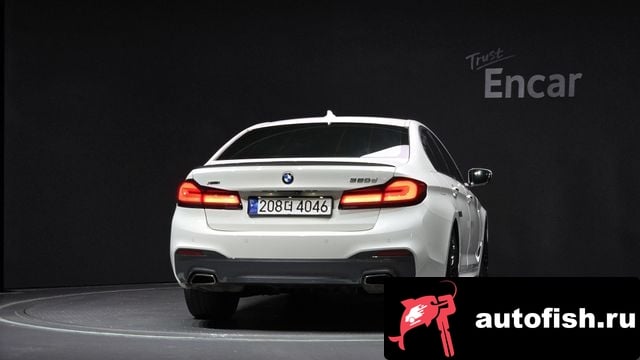 BMW 5-Series 5 Series (G30) 2018 года - вид 4