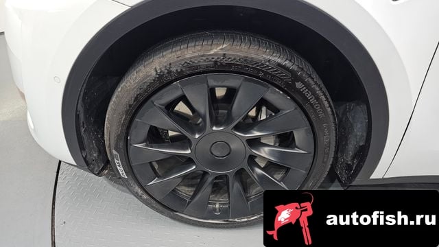 Tesla Model Y Model Y 2021 года - вид 4