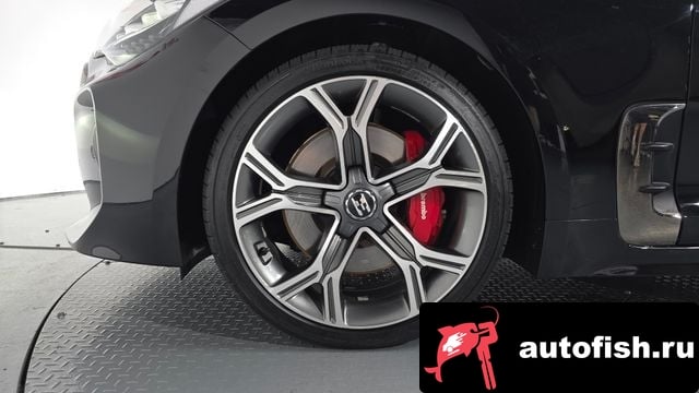 Kia Stinger Stinger 2018 года - похожие автомобили