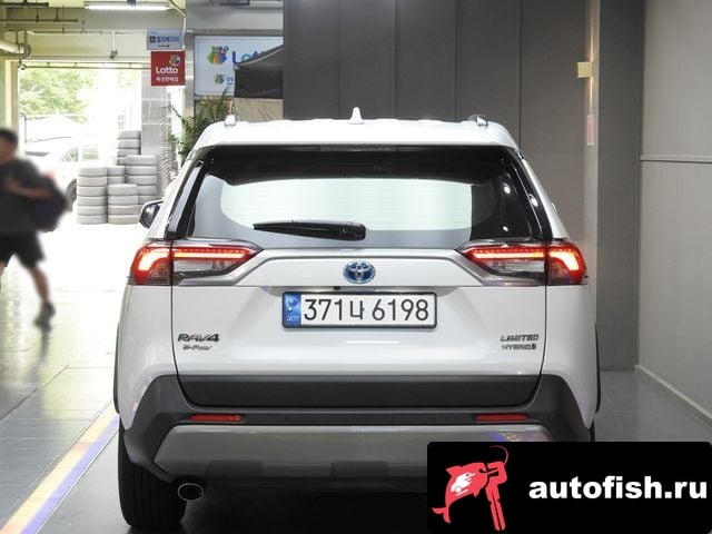 Toyota RAV4 RAV4 5th Generation 2023 года - вид 4