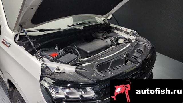 Chevrolet Surburban Server Van 2021 года - вид 6