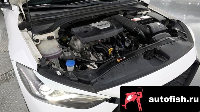 Hyundai AVANTE Avante AD 2017 года - вид 6