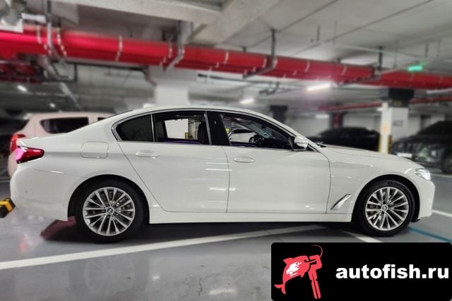 BMW 5-Series 5 Series (G30) 2020 года - вид 4