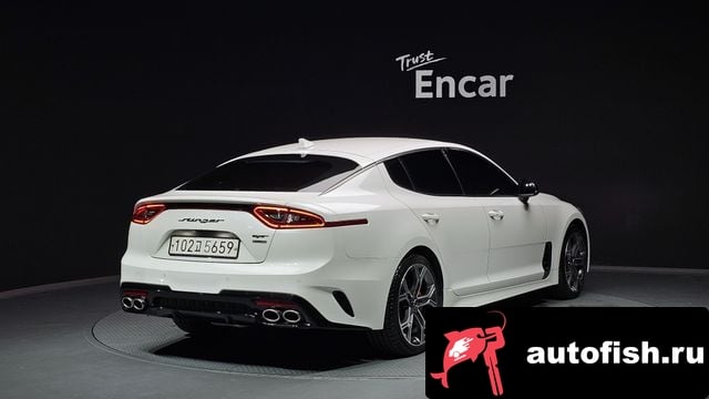 Kia Stinger Stinger 2020 года - вид 2