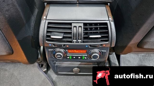 BMW X5 X5 (E70) 2010 года - вид 18