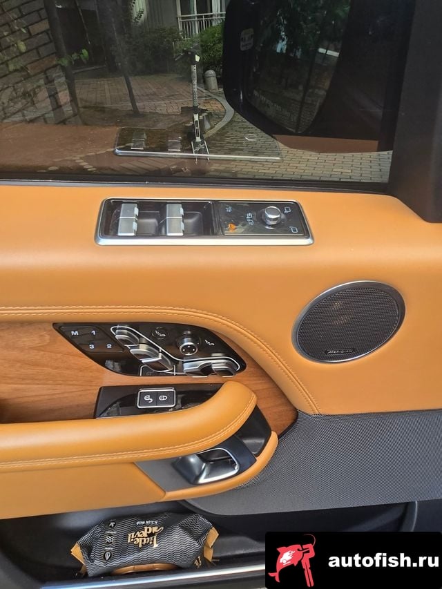 Land Rover Range Rover Range Rover 4th Generation 2019 года - вид 1