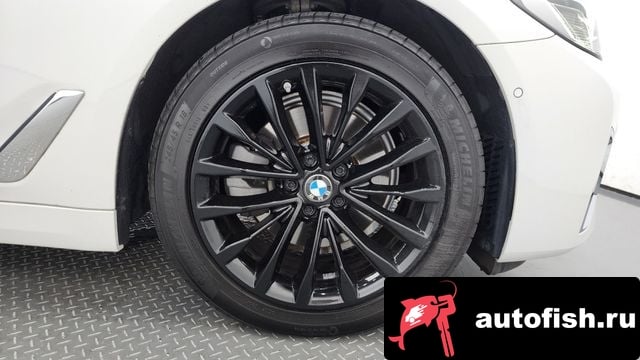 BMW 5-Series 5 Series (G30) 2023 года - вид 5