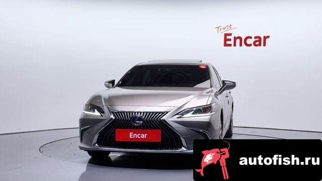 Lexus ES ES300h 7th generation 2020 года - вид 3