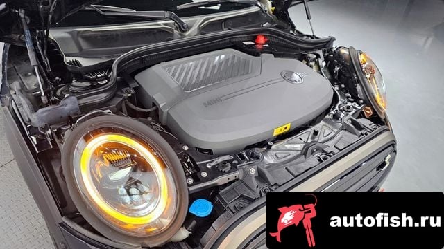 Mini Cooper Cooper Electric 2023 года - вид 6