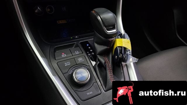 Toyota RAV4 RAV4 5th Generation 2023 года - вид 9