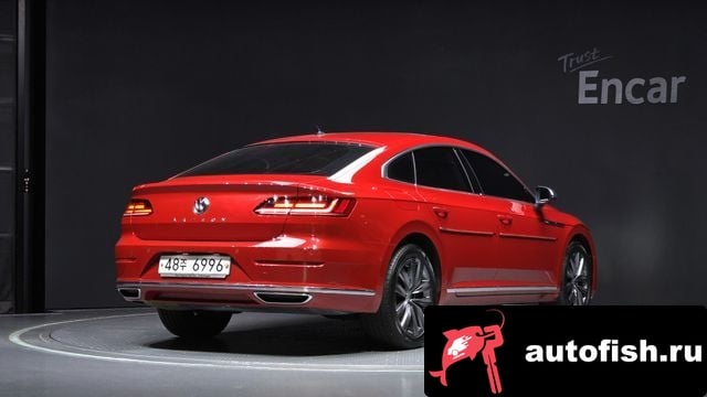 Volkswagen Arteon Atheon 2018 года - вид 2