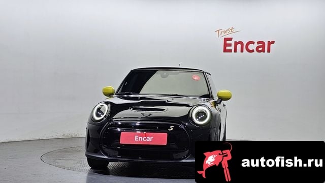 Mini Cooper Cooper Electric 2023 года - вид 3